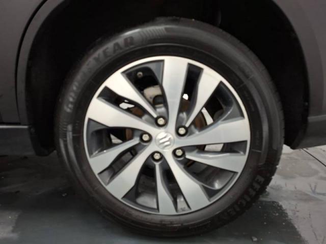 Suzuki S-Cross image 9