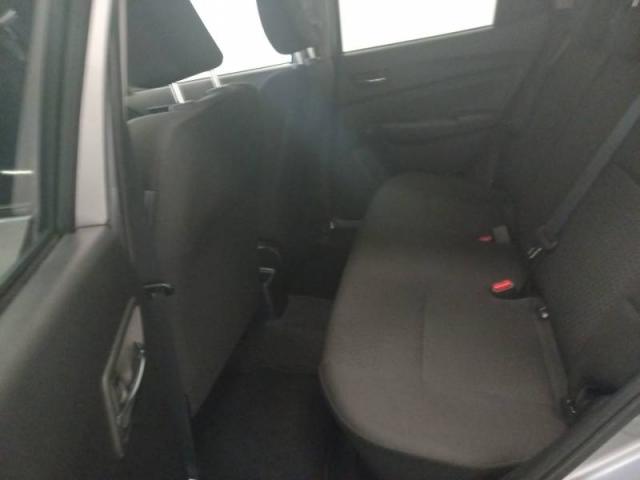 Suzuki Swift image 9