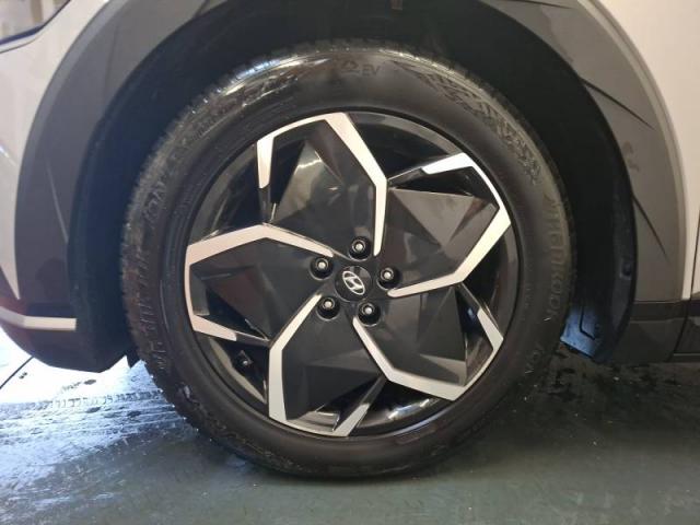 Hyundai Ioniq 5 image 8