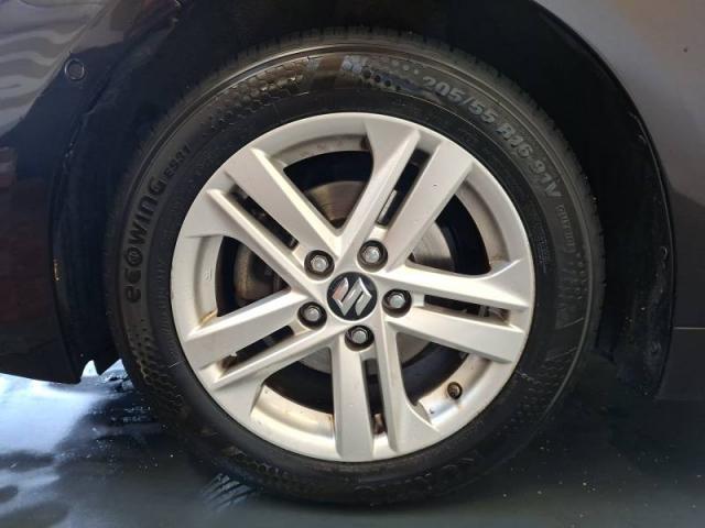 Suzuki Swace image 5