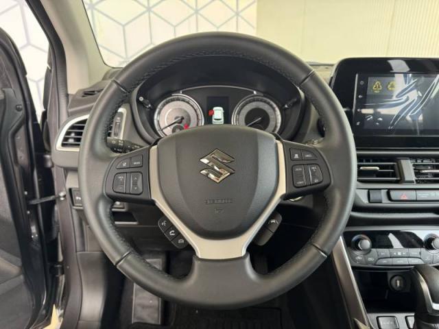 Suzuki S-Cross image 4