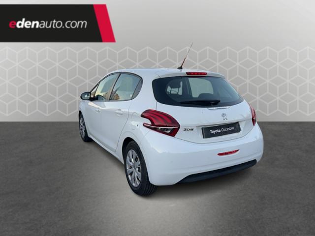 Peugeot 208 image 6