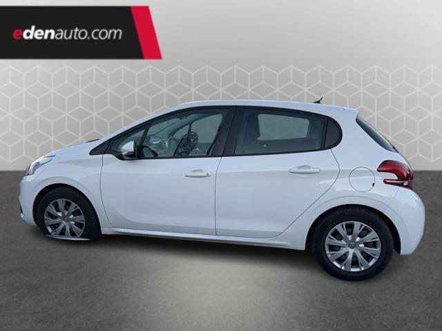 Peugeot 208 image 1