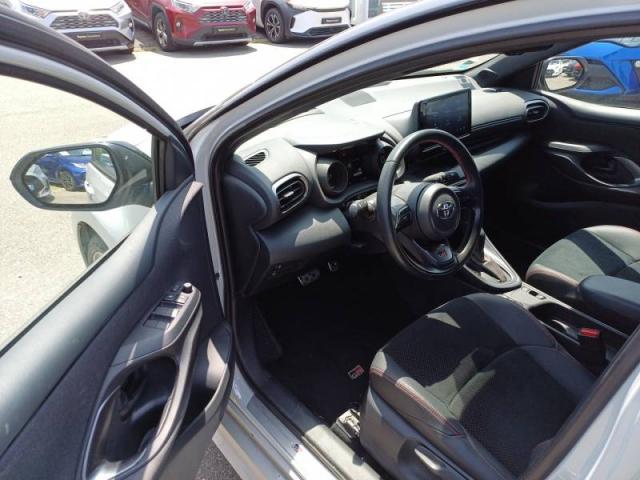 Toyota Yaris image 9