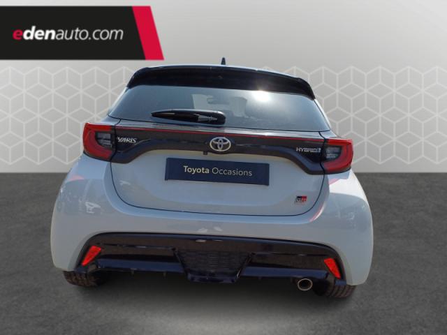 Toyota Yaris image 2