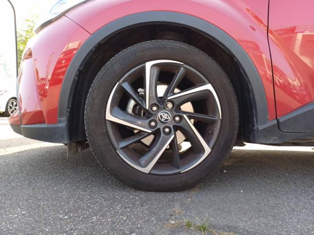 Toyota C-Hr image 3