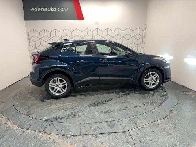 Toyota C-Hr image 6