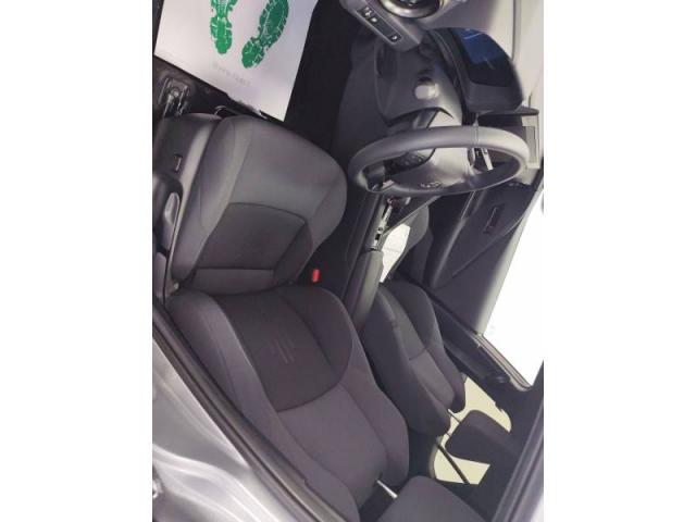 Toyota C-Hr image 1