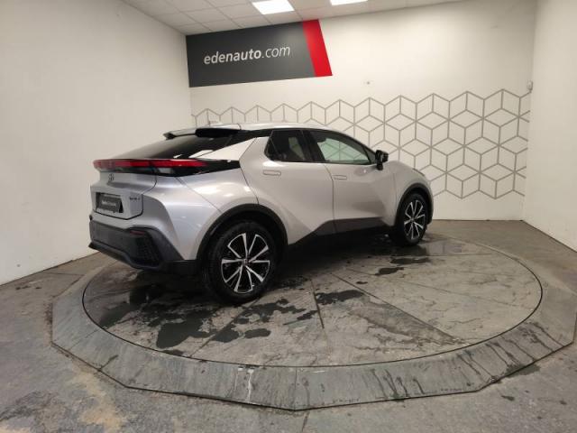 Toyota C-Hr image 2