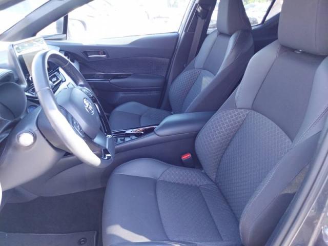 Toyota C-Hr image 6
