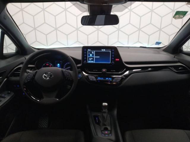 Toyota C-Hr image 6