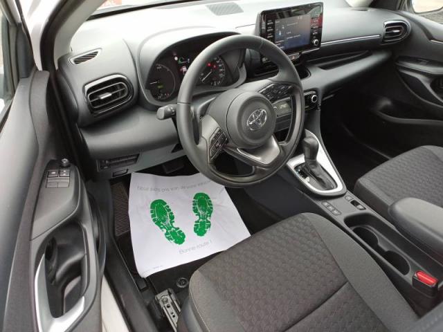 Toyota Yaris image 9