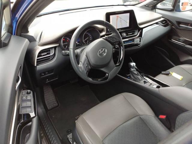Toyota C-Hr image 5