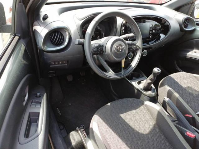 Toyota Aygo X image 3