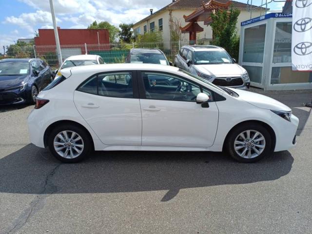 Toyota Corolla image 1