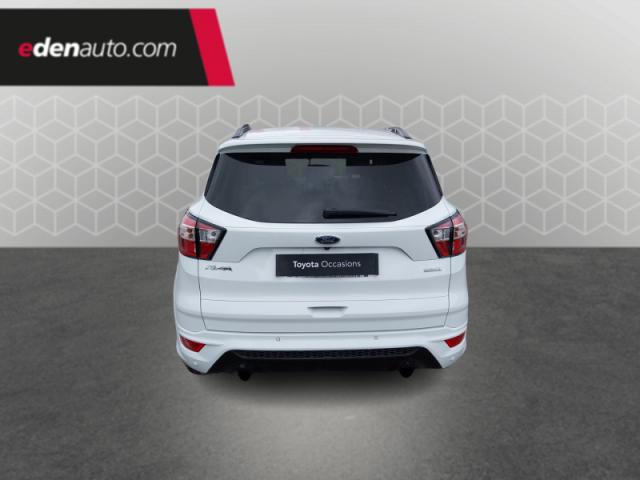 Ford Kuga image 2
