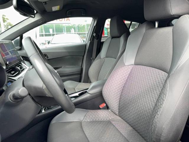 Toyota C-Hr image 1