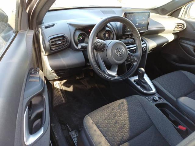 Toyota Yaris image 2