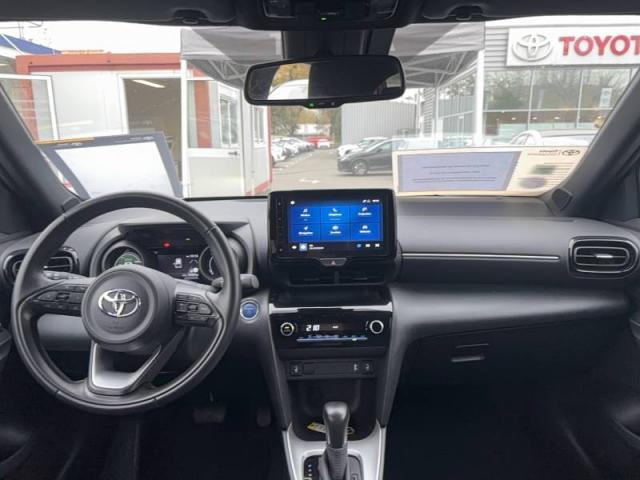 Toyota Yaris image 2