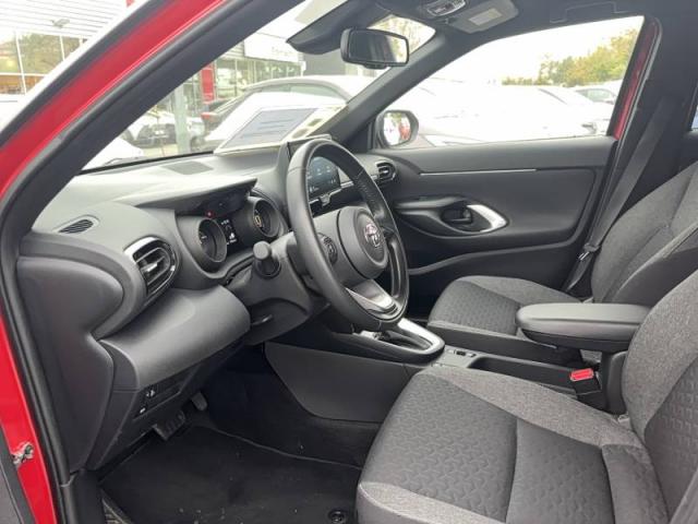 Toyota Yaris image 8