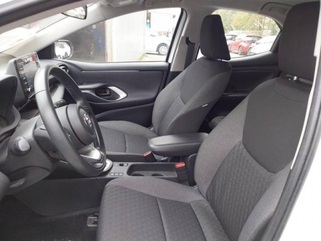 Toyota Yaris image 2