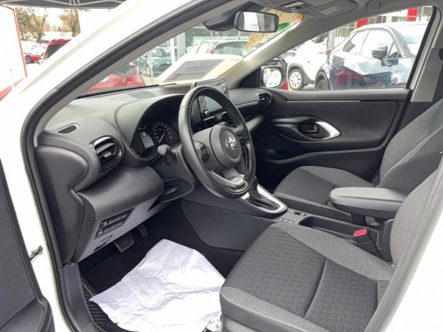 Toyota Yaris image 9