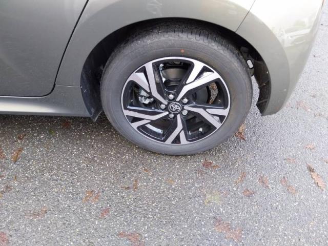 Toyota Yaris image 3