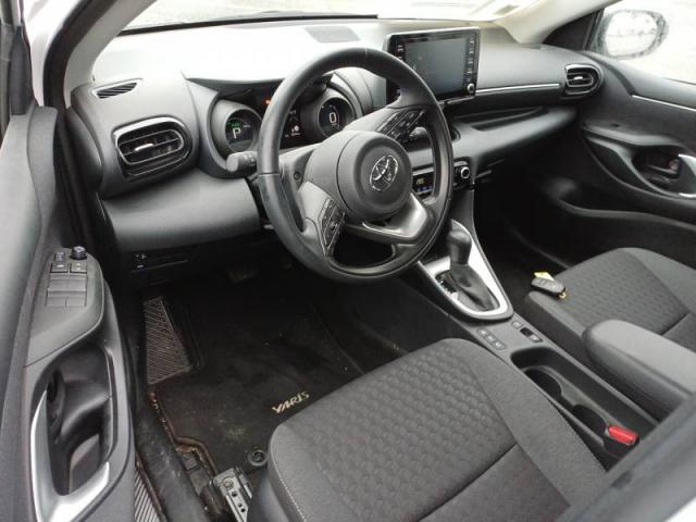 Toyota Yaris image 2