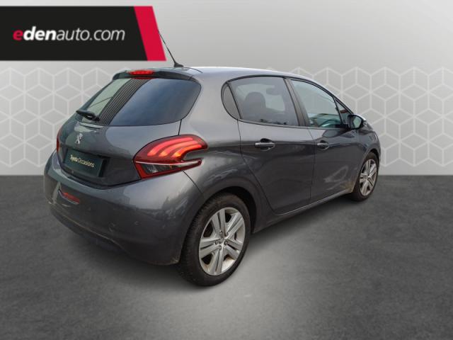 Peugeot 208 image 6