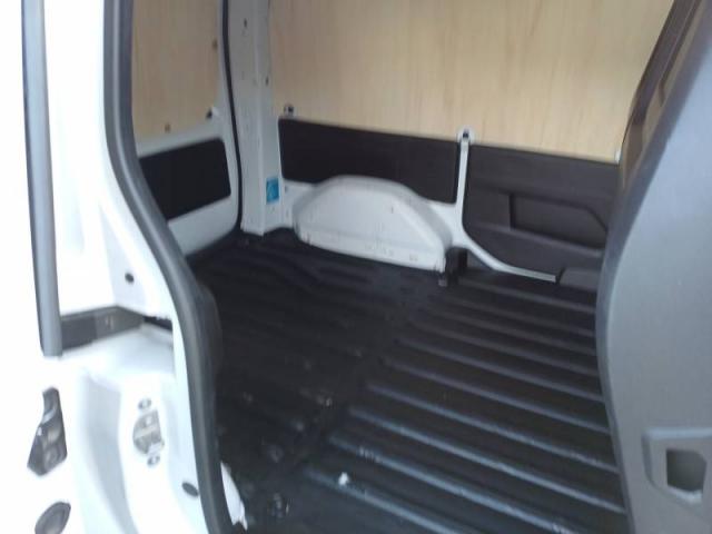 Nissan Townstar image 2