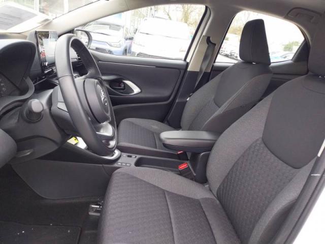 Toyota Yaris image 3