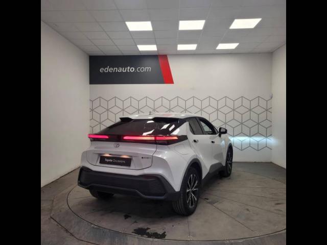 Toyota C-Hr image 1