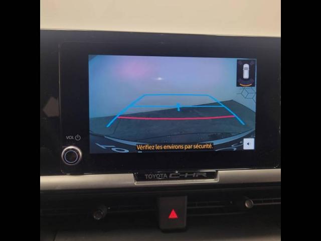 Toyota C-Hr image 9