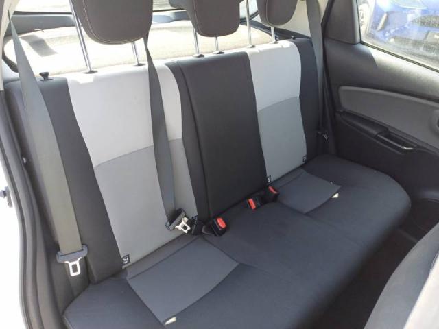 Toyota Yaris image 3