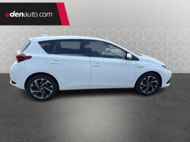 Toyota Auris image 3