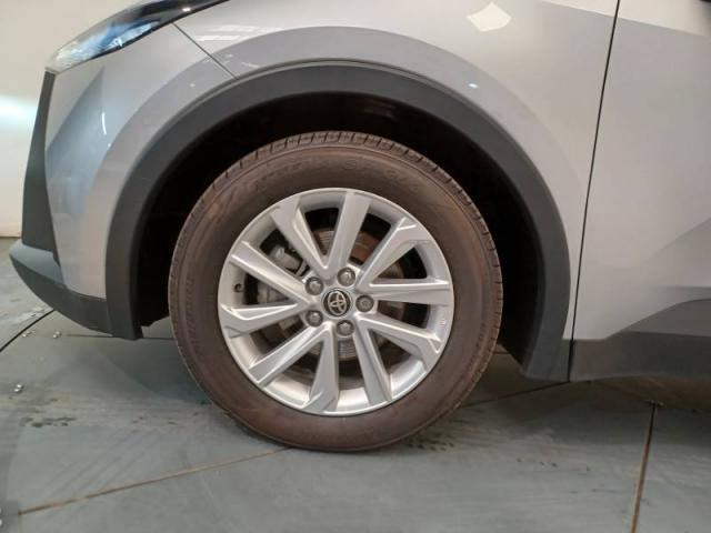 Toyota C-Hr image 4