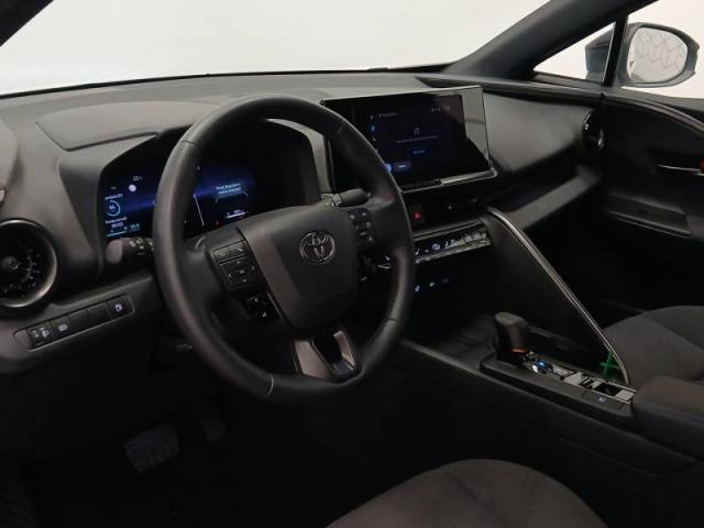 Toyota C-Hr image 2
