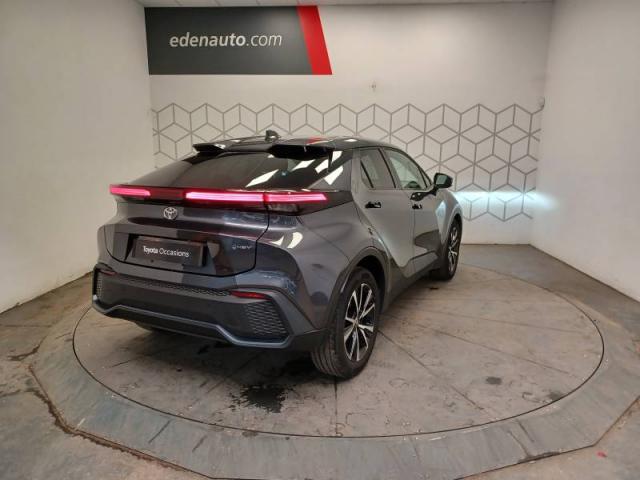 Toyota C-Hr image 9