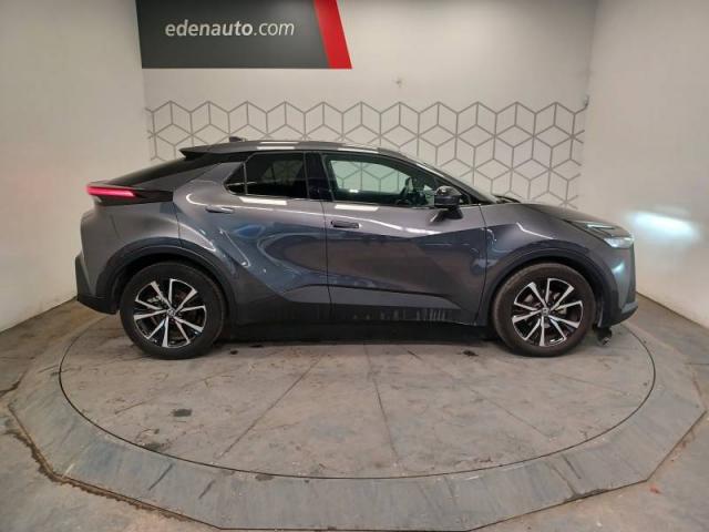 Toyota C-Hr image 6