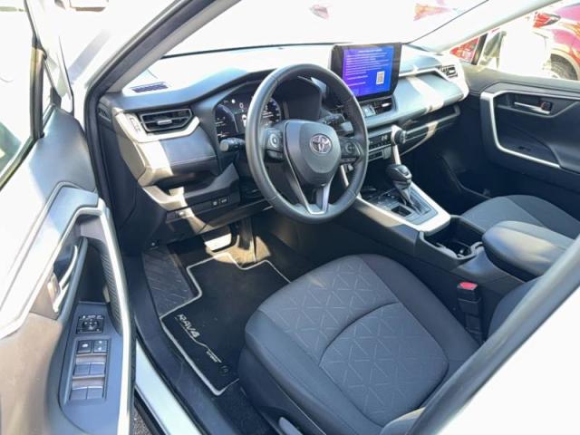 Toyota Rav4 image 5