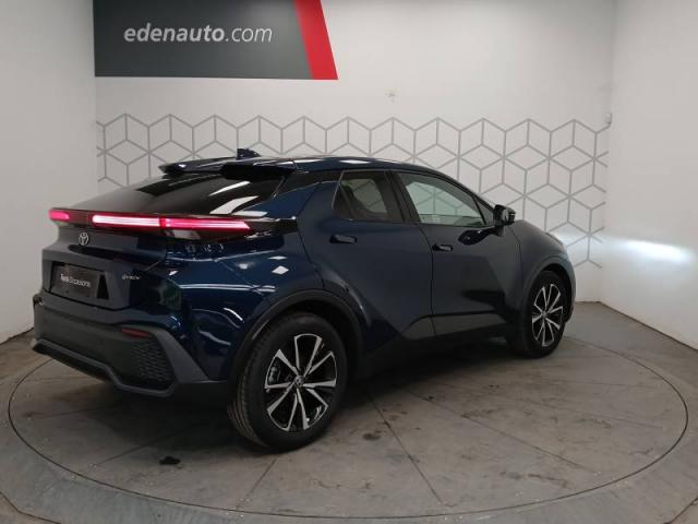 Toyota C-Hr image 2