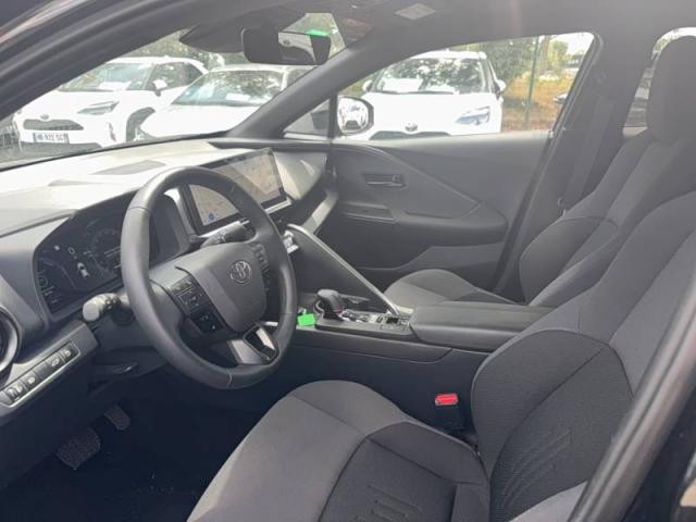 Toyota C-Hr image 5