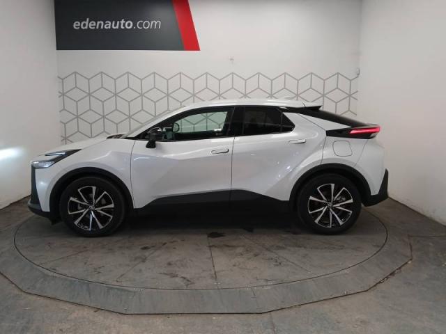 Toyota C-Hr image 6