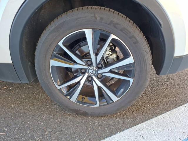Toyota C-Hr image 1
