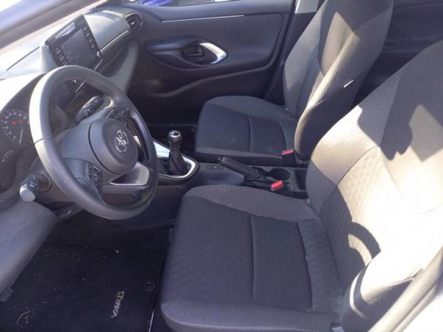 Toyota Yaris image 5