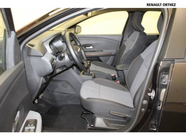 Dacia Sandero image 2