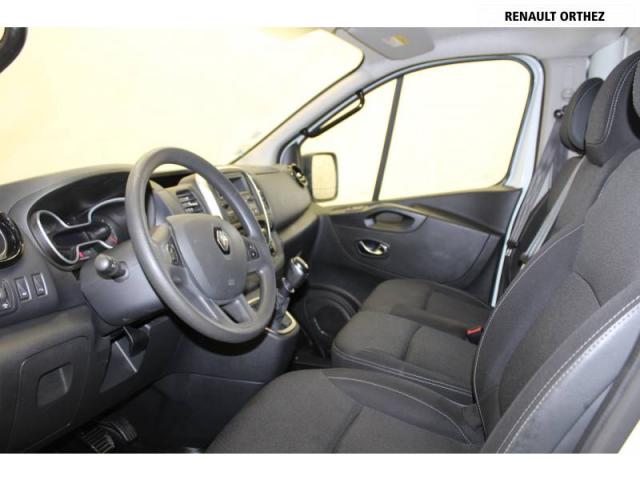 Renault Trafic image 1