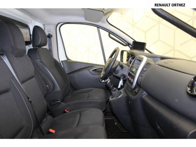Renault Trafic image 2