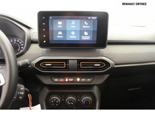 Dacia Sandero image 1