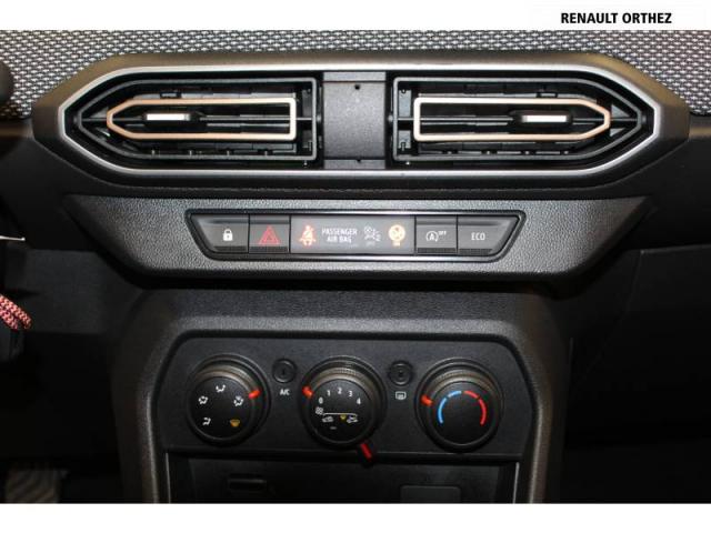 Dacia Sandero image 2
